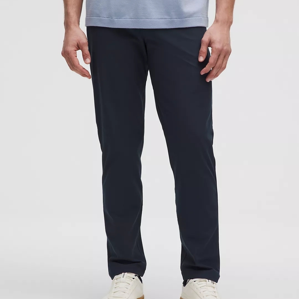 Lululemon Men's Black Pants Size 28
